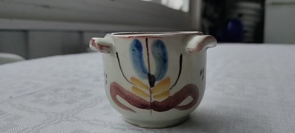 Arabia astia (tuhkakuppi)