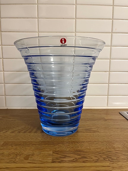 Iittala Aino Aalto Maljakko vedensininen