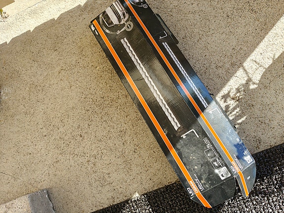 Product image 8 of 9