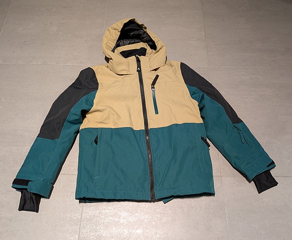 MC Kinley toppatakki/laskettelutakki 140