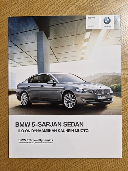 BMW 5-sarja -esite 2011
