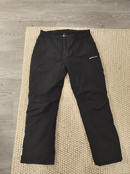 Whistler mustat lasketteluhousut koko 46(XL)