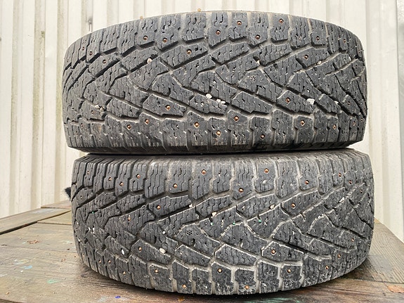 pakettiauto nastarenkaat 225/65/R16 C 2 kpl