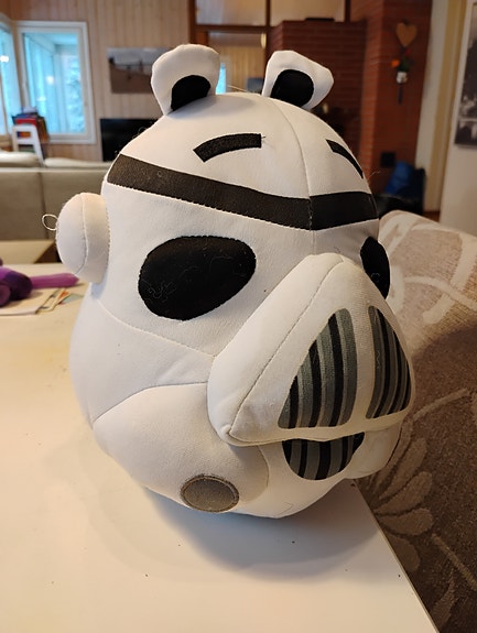 Angry Birds Star Wars Stormtrooper