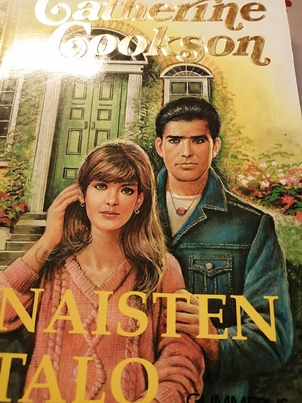 Naisten talo