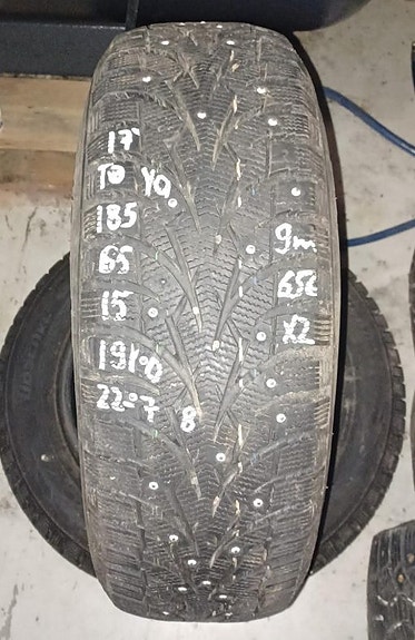 185/65R15 Toyo nastarenkaat