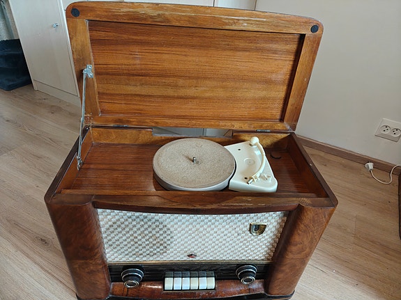 Product image 2 of 9