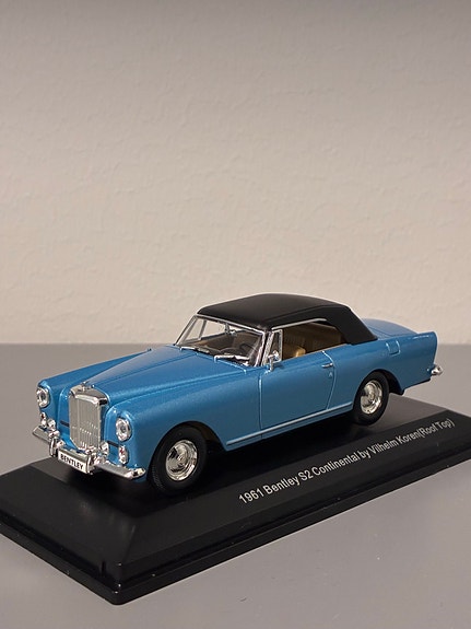 Bentley S2 Continental 1961  1:43