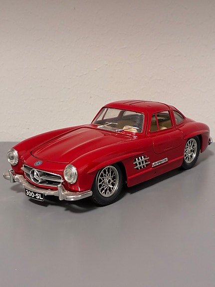 Bburago Mercedes-Benz 300 SL (1954) 1:24