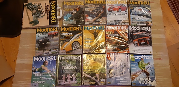 Moottori-lehtiä yli 12 vuosikertaa
