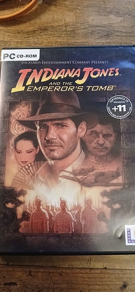 Indiana Jones and Emperor's Tomb