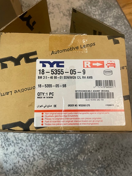 BMW 3-sarja E46 vilkkuvalo oikea etu oranssi