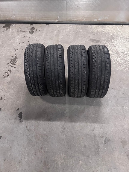 Gislaved 195/65/15 kesärenkaat.