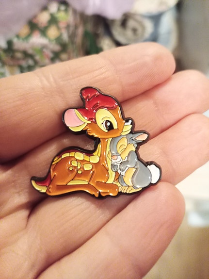 Disney Bambi ja rumpali rintaneula