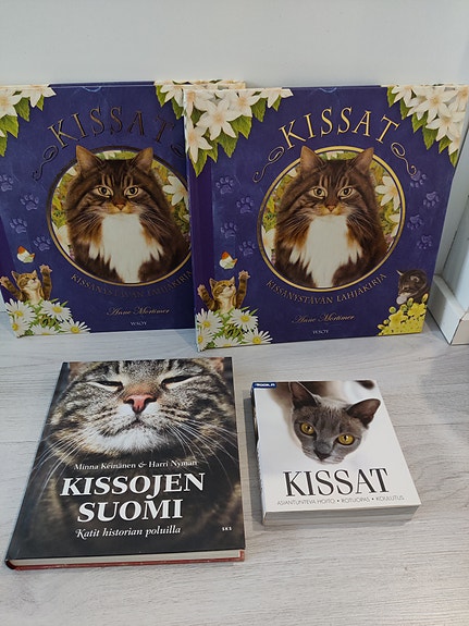 Kissa-aiheiset kirjat