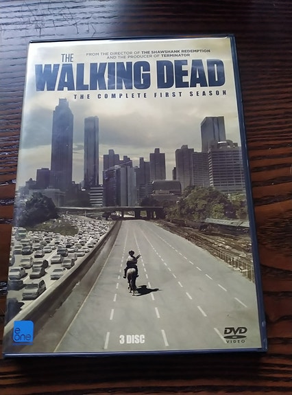 The Walking Dead The Complete First Season DVD 3-levyä