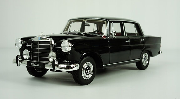 Pienoismalli Mercedes-Benz 190D W110 1964, 1:18