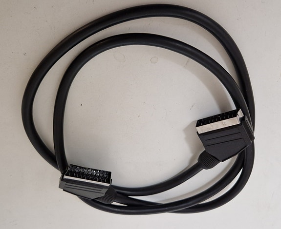 Scart - kaapeli 1,5m