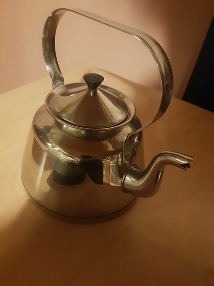 Teräs kahvipannuja