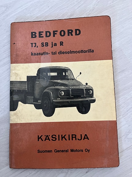 Bedford kuorma-auto ohjekirja