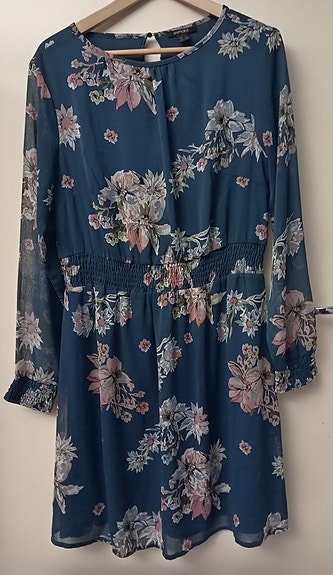 Sininen mekko 42/44
