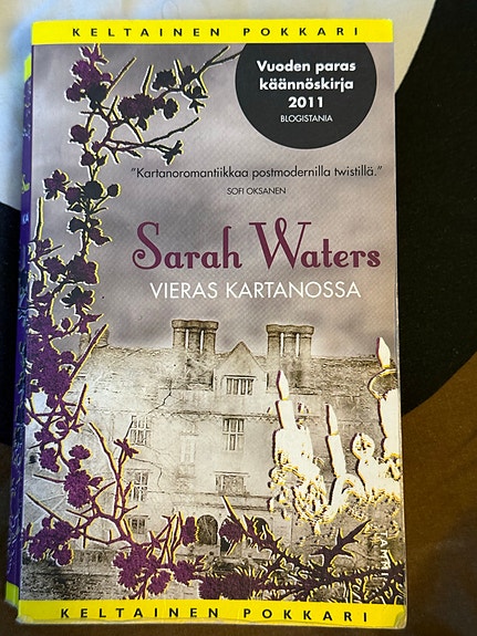 Sarah Waters - Vieras Kartanossa kirja