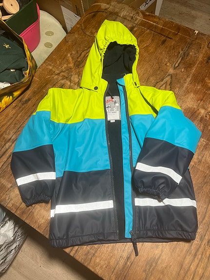 Vuorellinen sadetakki