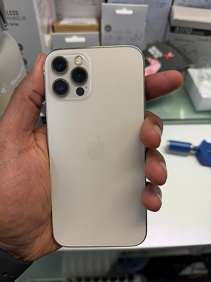 Ostetaan Iphone 13 pro max