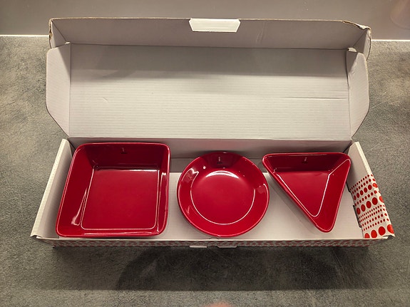 Iittala Teema mini tarjoiluastiasetti punainen