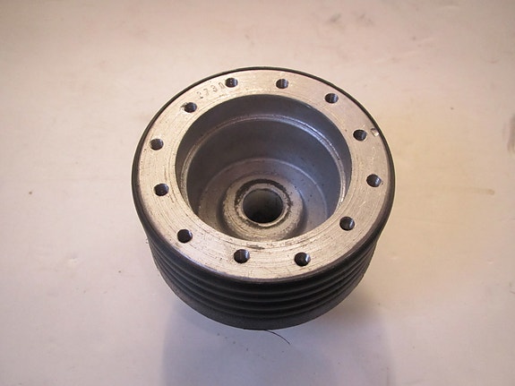 Ralliratin keskiö Ford Fiesta mk2 83-89