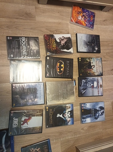 dvd-elokuvat kokoelma Marvel, Star Wars, Batman, Hobbit ja muut