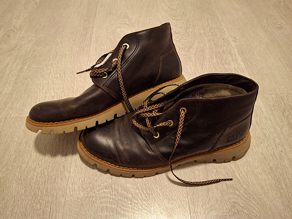 Miesten kengät 42
