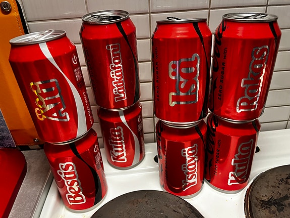 Coca- cola tölkkejä, äiti, isä, ym