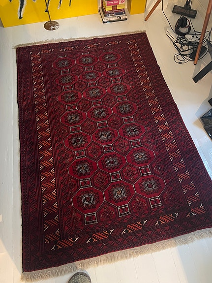 Aito itämäinen matto villa