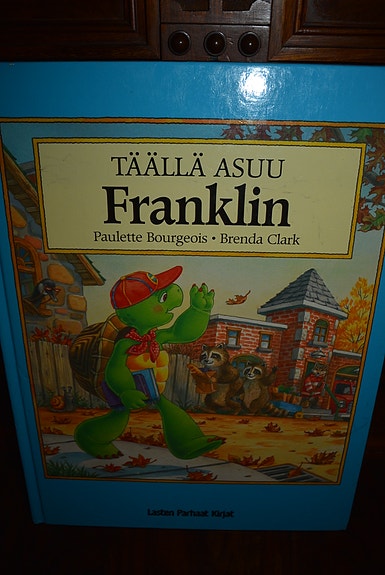 Franklin lasten kirja Täällä asuu Franklin