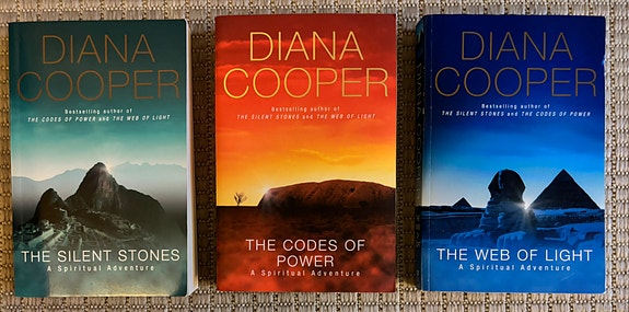 Diana Cooper kirjat