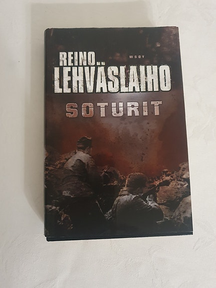 Reino Lehväslaiho, Soturit kirja