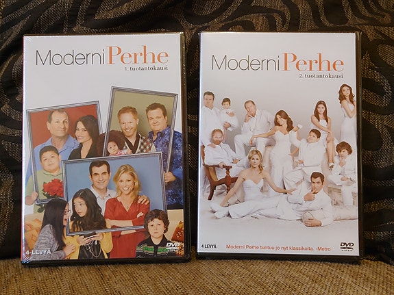 Moderni Perhe – kaudet 1 & 2 (DVD) – Uudet, avaamattomat!