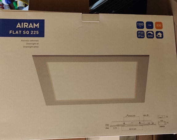 LED Alasvalo Airam Flat