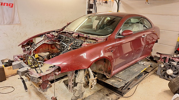 Alfa Romeo GT purkuosia