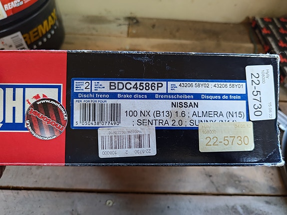 nissan uudet takajarrulevyt almera sunny 100NX