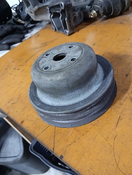 Volvo hihnapyörä
