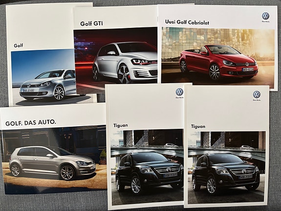 6 x VW esitteitä yhteishintaan (mukana mm. Cabriolet)