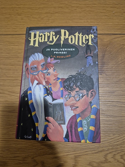 Harry Potter ja puoliverinen prinssi kirja
