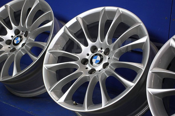 Ostetaan BMW Style 302