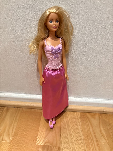 Barbie nukke