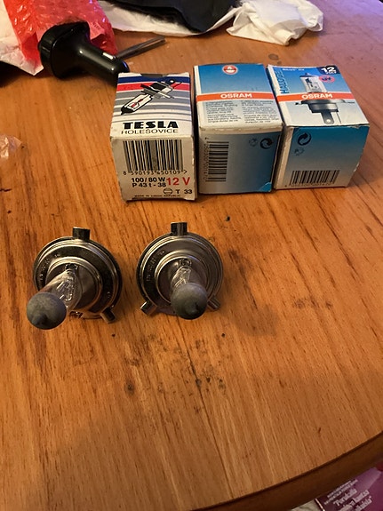 Tesla / Osram Polttimot 12V 3kpl