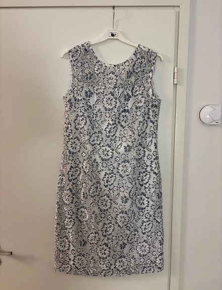 Esprit juhlamekko 40