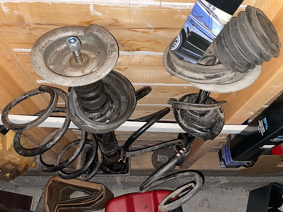 BMW e39 etu jouset ja iskarit