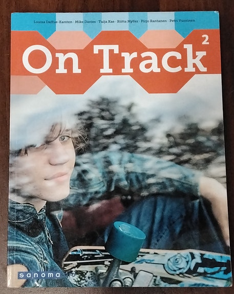 On Track 2 Lukion englanninkirja